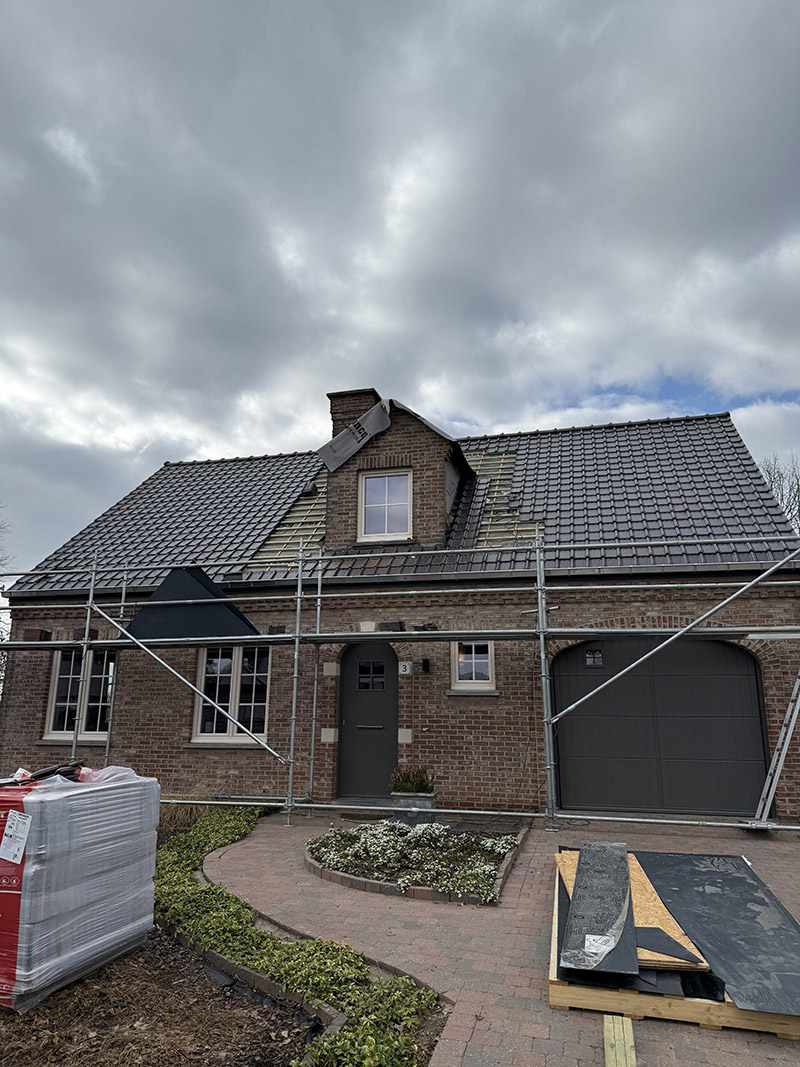 Project Image /images/projecten/dakbedekking-steenokkerzeel-1/IMG_2745.jpg